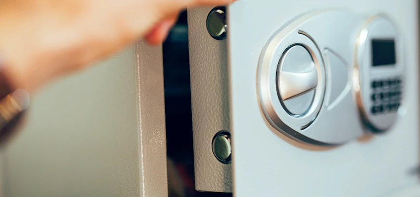 Fingerprint Safe Openers in Mead Valley, CA