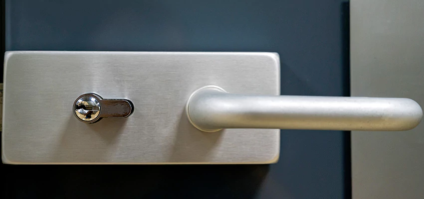 Change Patio Door Locks in Mead Valley, California